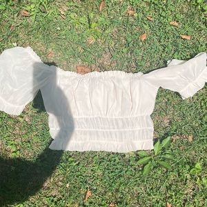 Forever 21’s Light pink ruffle crop top